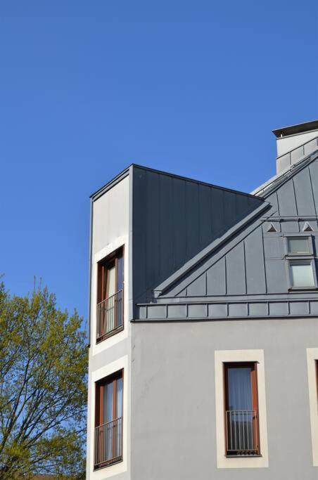Luxury Apartment With A Balcony And View In Riga Old Town Kültér fotó