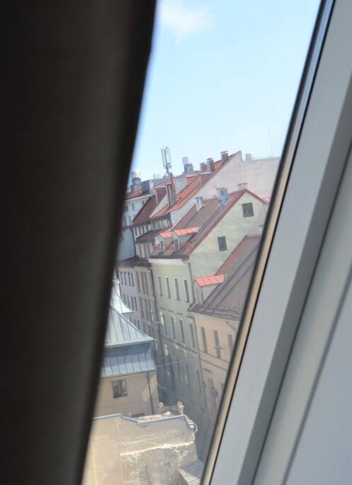 Luxury Apartment With A Balcony And View In Riga Old Town Kültér fotó